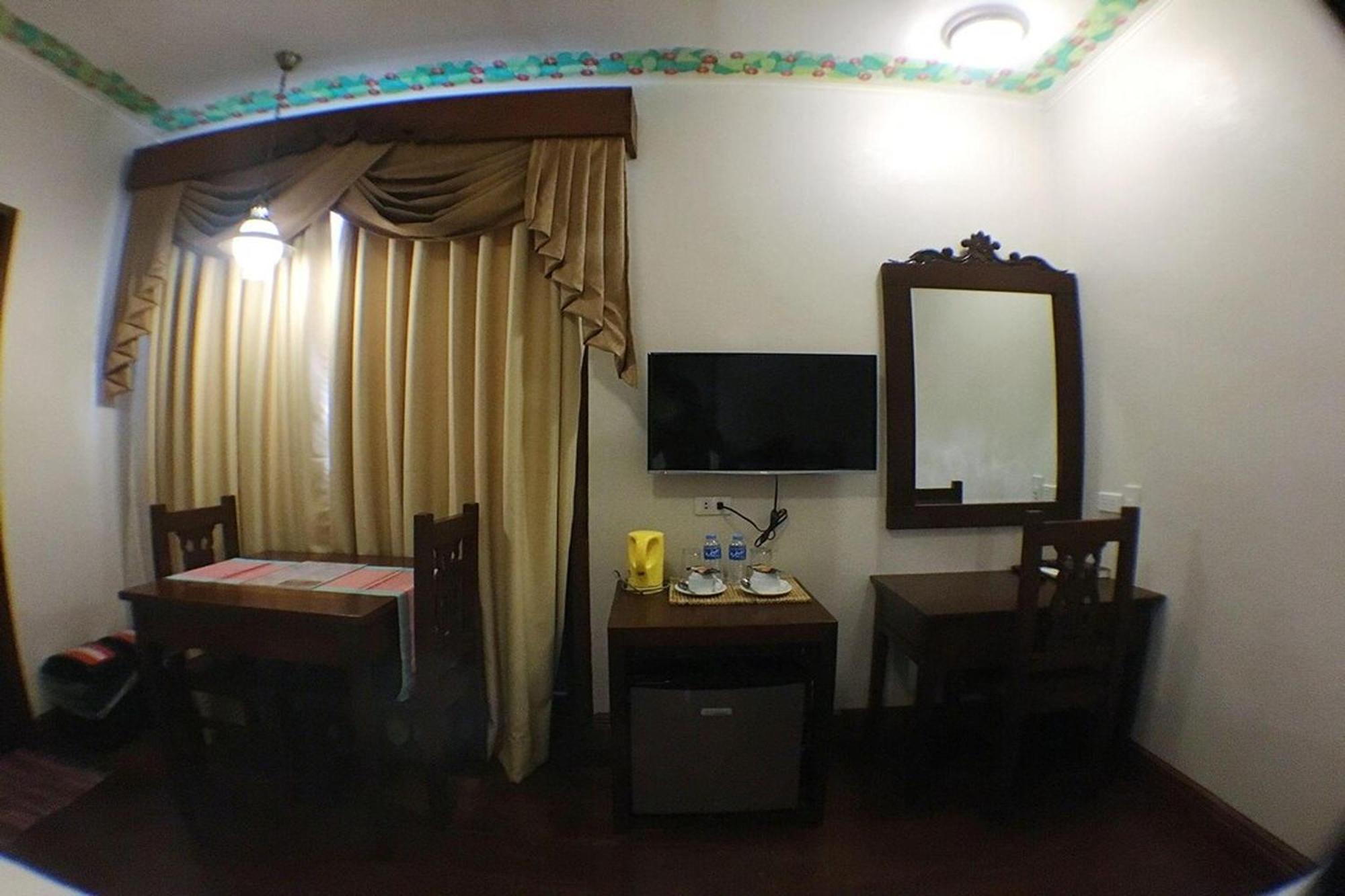 Nscc Hotel Vigan Extérieur photo