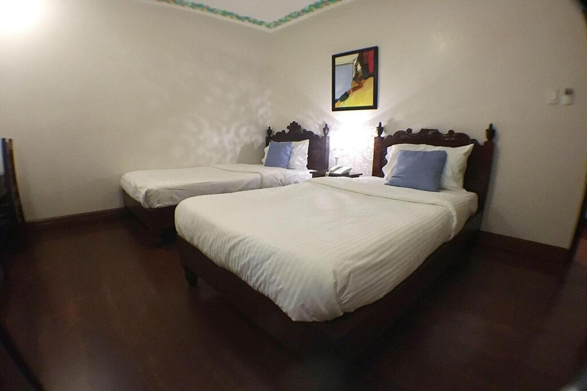 Nscc Hotel Vigan Extérieur photo