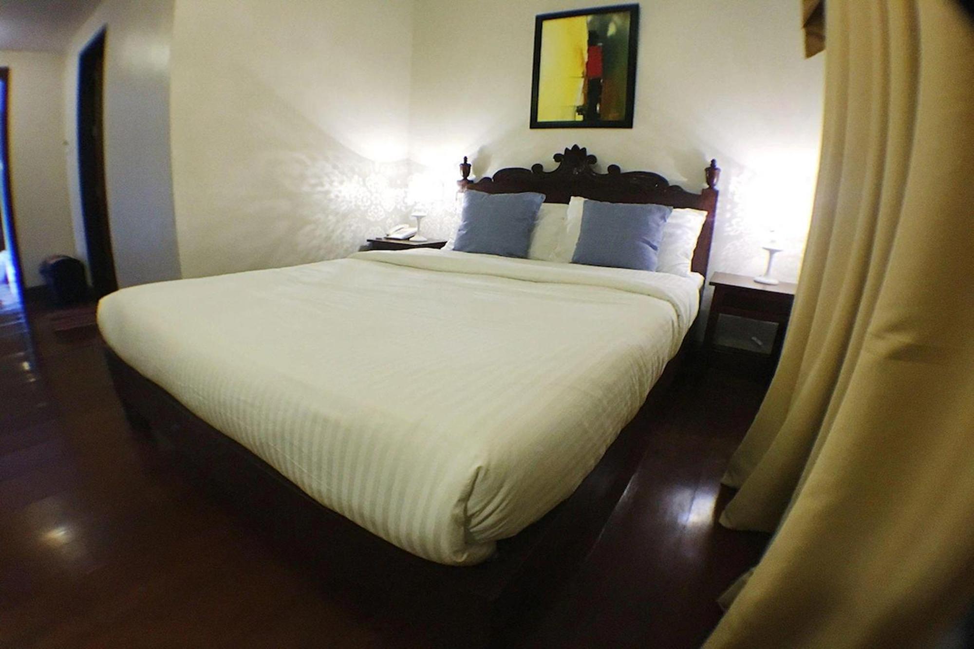 Nscc Hotel Vigan Extérieur photo