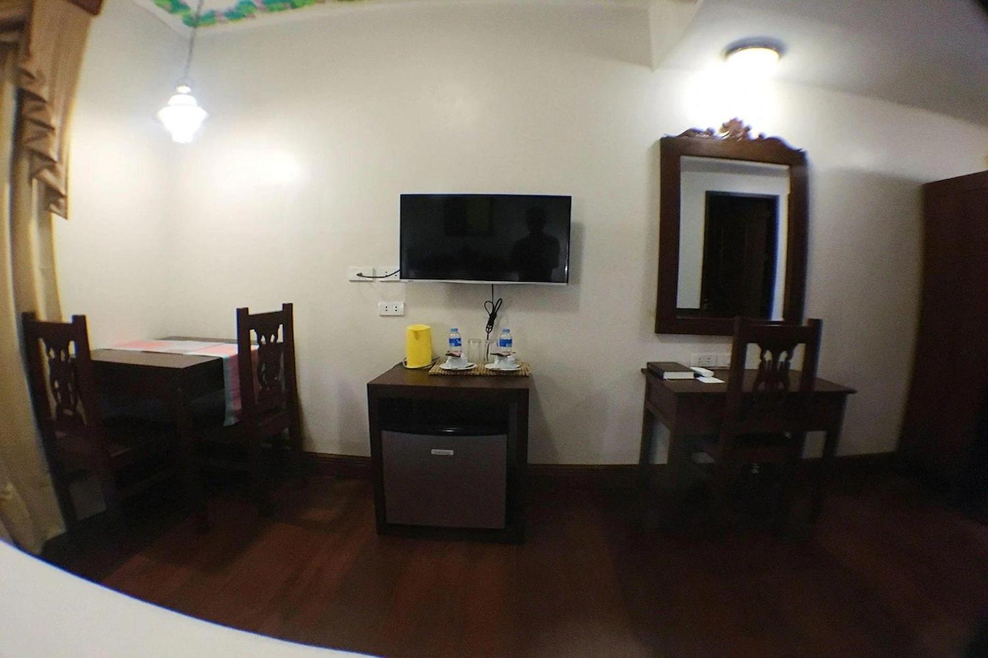 Nscc Hotel Vigan Extérieur photo