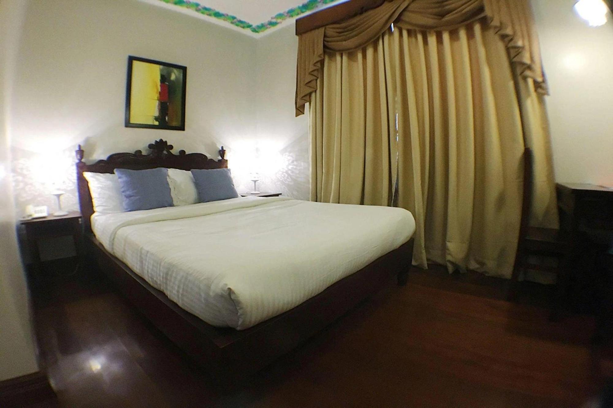 Nscc Hotel Vigan Extérieur photo