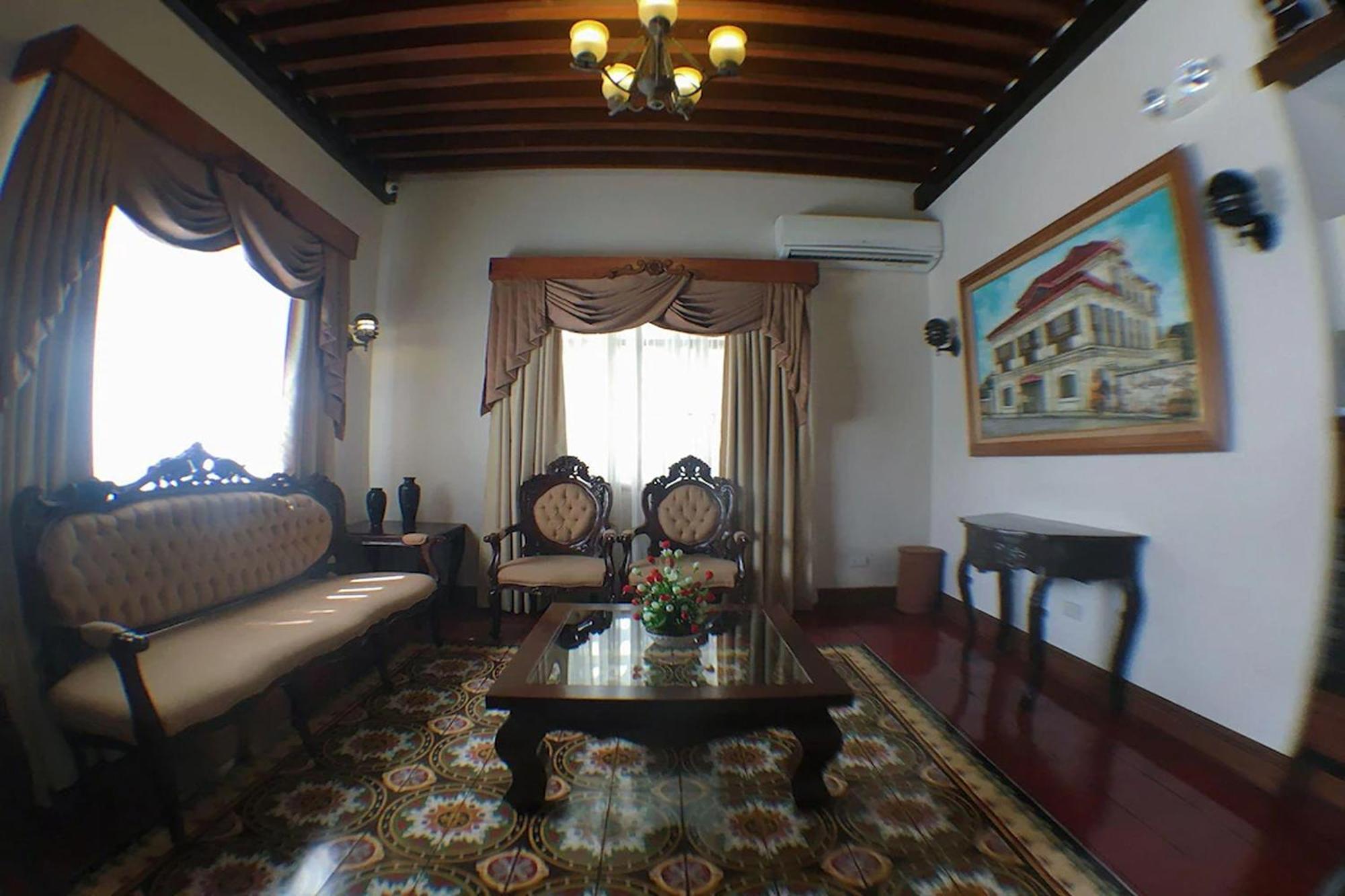 Nscc Hotel Vigan Extérieur photo