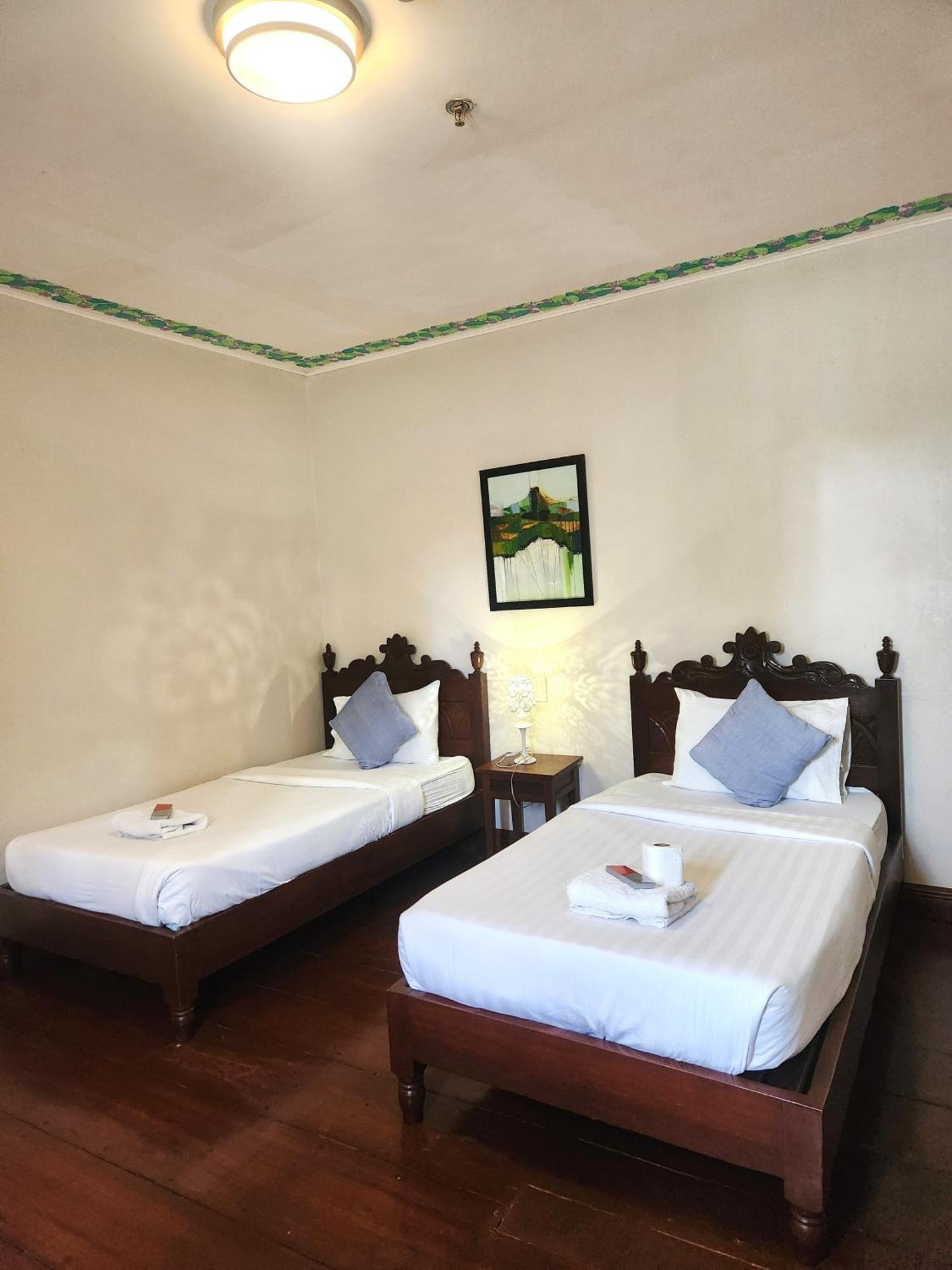 Nscc Hotel Vigan Extérieur photo